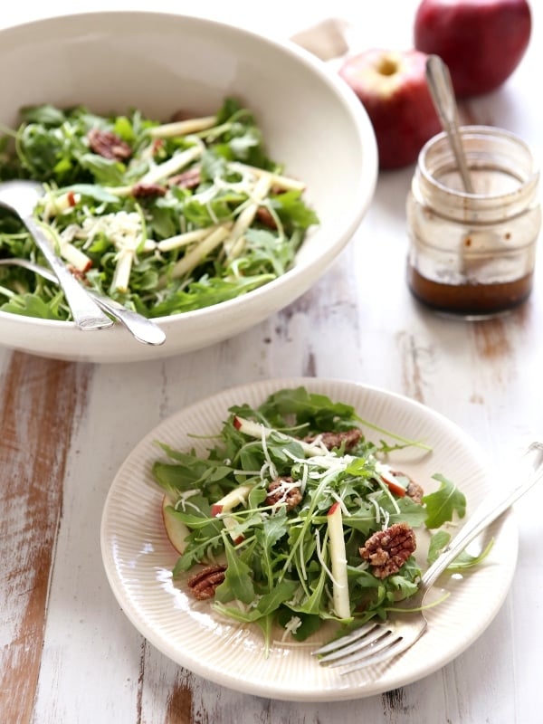 Apple Arugula Salad with White Cheddar and Candied Pecans | completelydelicious.com