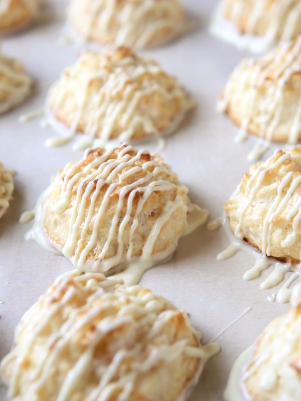 White Chocolate-Dipped Tropical Macaroons with Pineapple, Macadamia Nuts and Coconut | completelydelicious.com