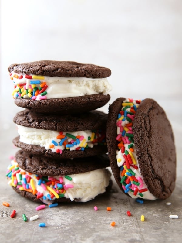 Chocolate Cookie Ice Cream Sandwiches | completelydelicious.com