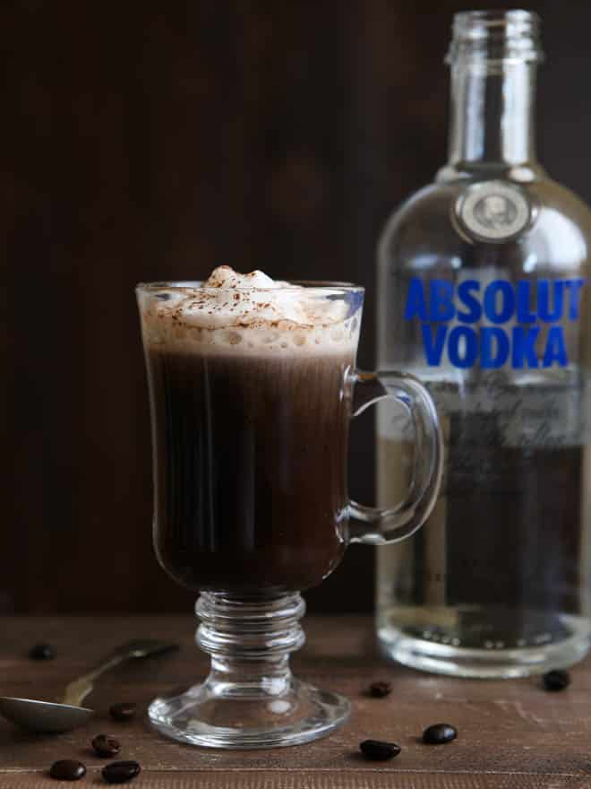 White Russian Mochas | completelydelicious.com