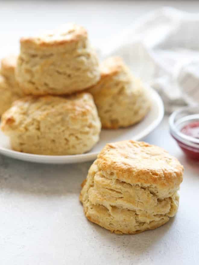 Easy Buttermilk Biscuits | completelydelicious.com