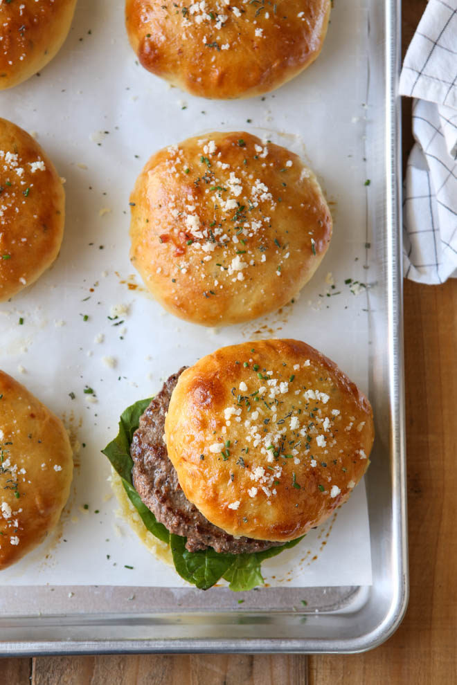 These homemade cheesy burger buns add so much flavor to your burgers!