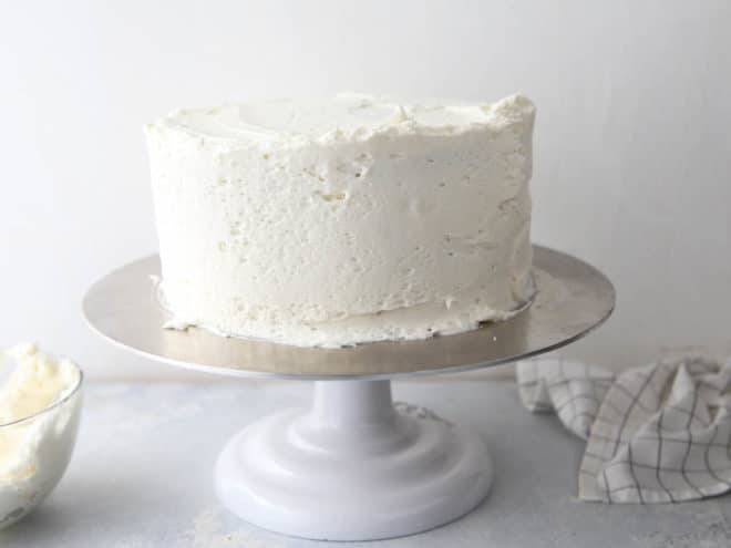 How to frost a layer cake - it's not that scary, I'll show you how!