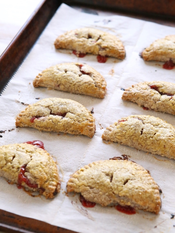 Strawberry Rhubarb Hand Pies with Pecan Crust | completelydelicious.com