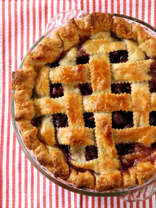 How to Make a Lattice Pie Crust - Completely Delicious