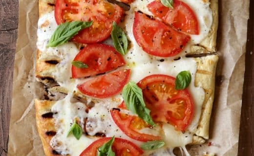 How to grill pizza | completelydelicious.com