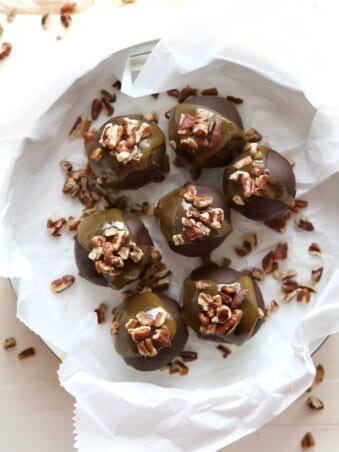 Turtle Cookie Truffles with pecans, caramel and chocolate | completelydelicious.com