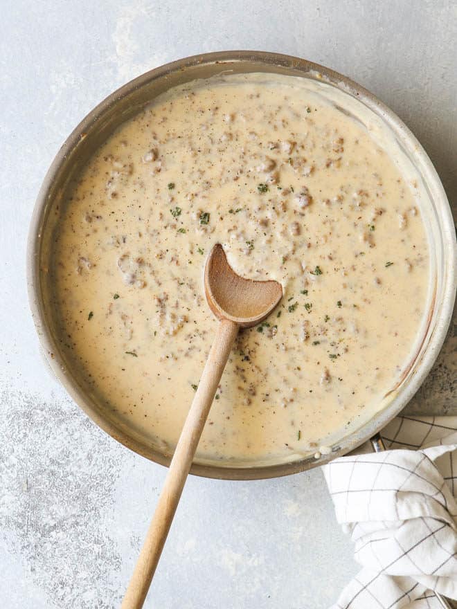 Homemade sausage gravy for biscuits and gravy