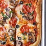 Easy sheet pan pizza