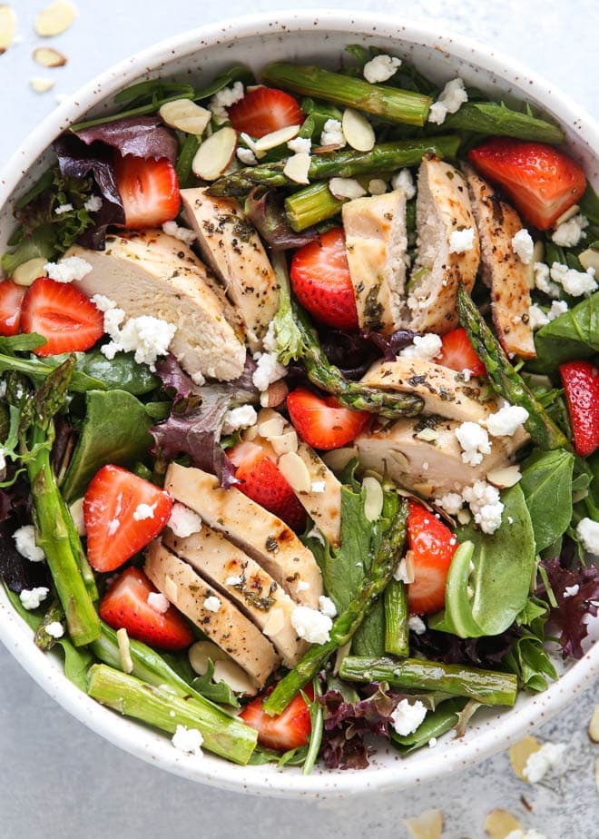 Strawberry Asparagus Salad with Chicken
