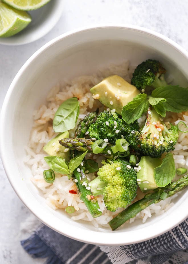 Light, healthy and flavorful coconut veggie rice bowls