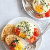 Spinach and tomato baked egg cups are great for breakfast and brunch!