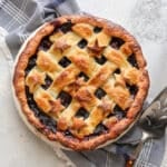 Blackberry and blueberry pie is perfect for summer!