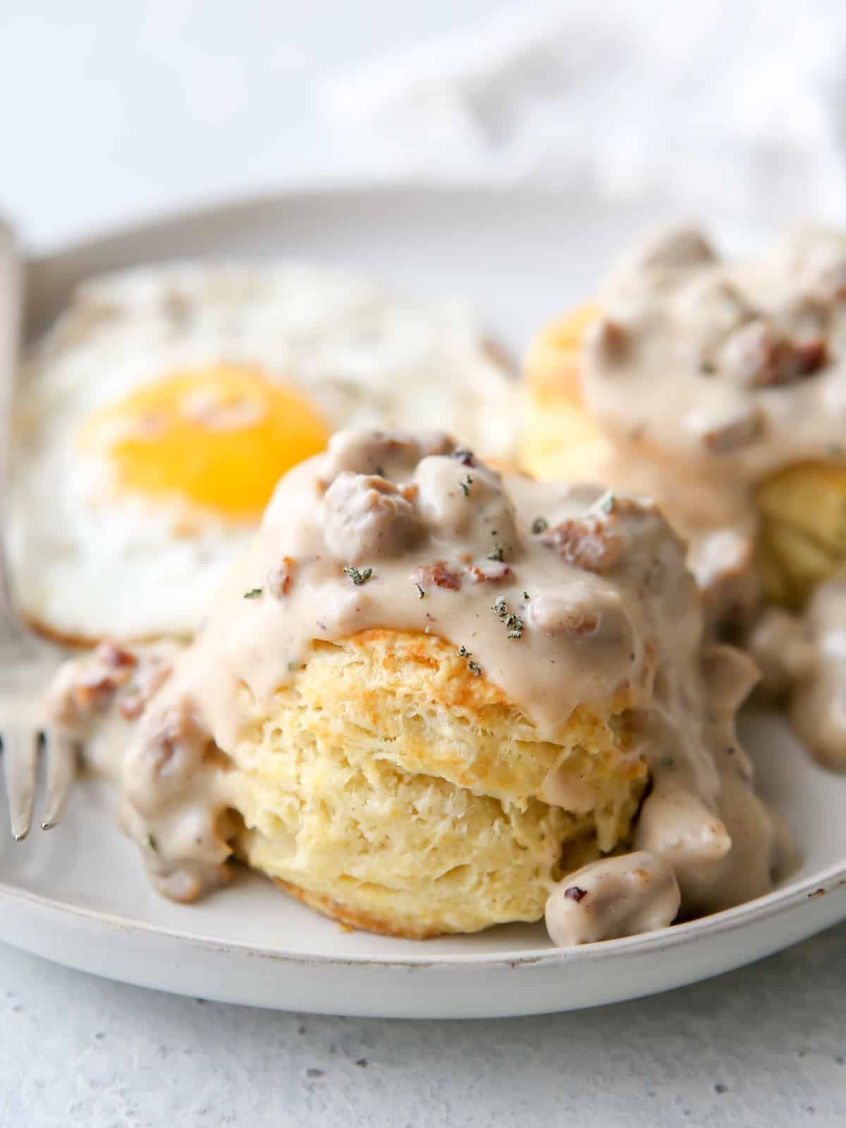 buttermilk biscuits with sausage gravy holiday brunch