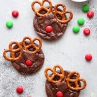 Make these fun rudolf brownie cookies this holiday season!