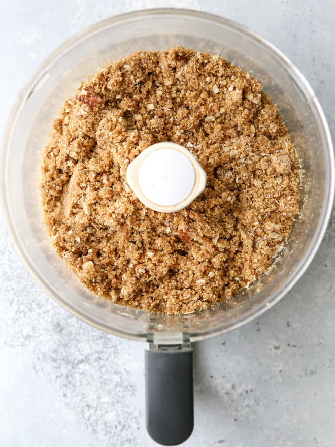Graham cracker streusel filled with pecans and oats