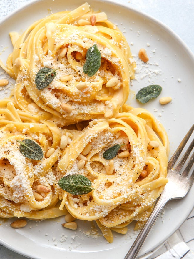 This rich and creamy pumpkin alfredo pasta is made with canned pumpkin puree and a dash of nutmeg. 
