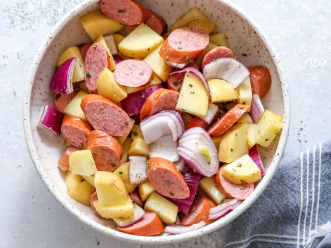 7 ingredients needed for this sheet pan sausage and potatoes