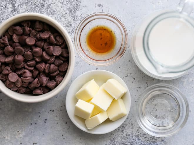 just 5 ingredients needed for this hot fudge sauce