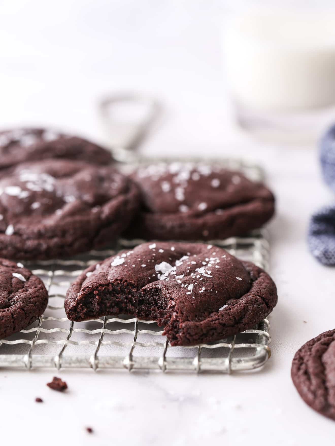 The 8 Best Cookie Sheets for Baking in 2021