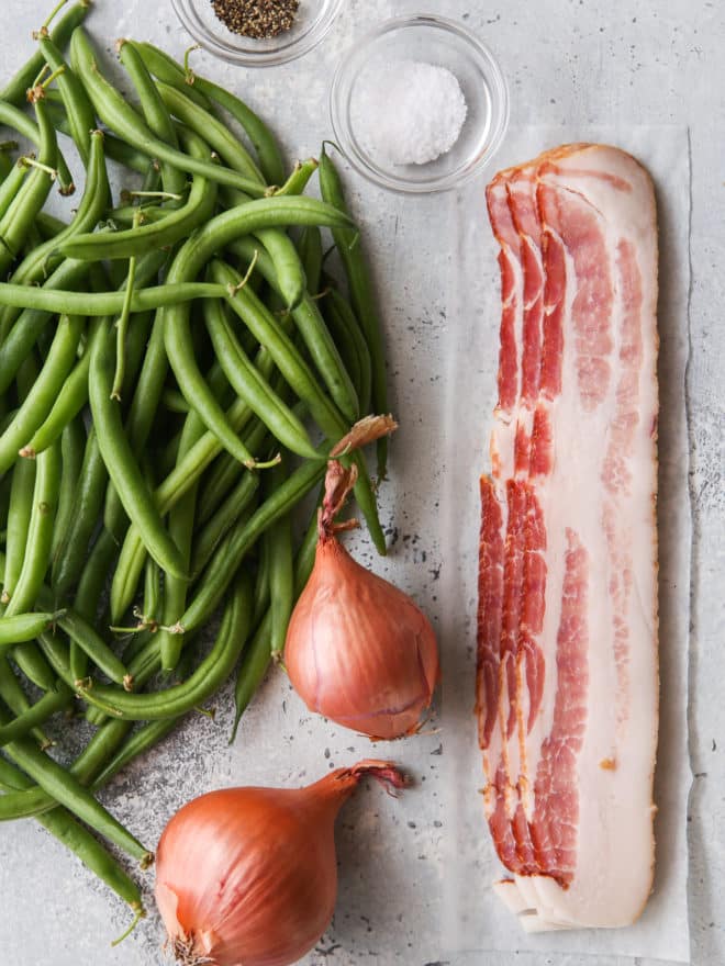 ingredients for green beans with crispy shallots and bacon