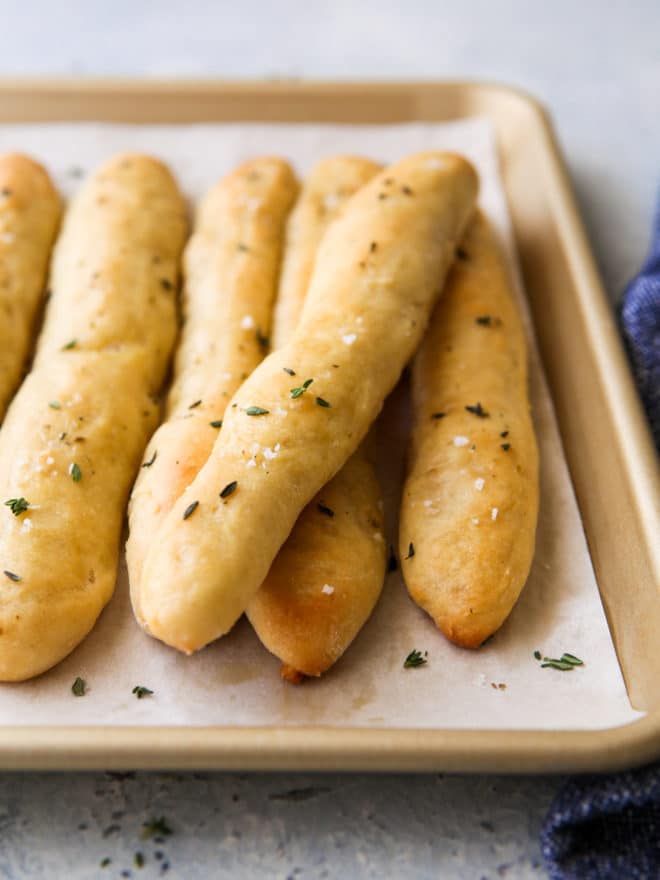 closeup of baked no-knead breadsticks