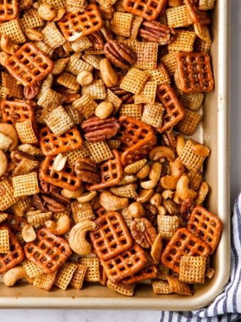 closeup of baked maple nut snack mix