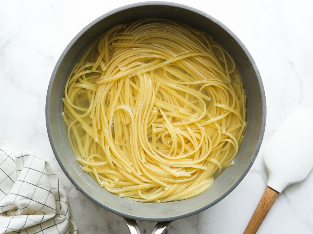 cooked pasta in pot