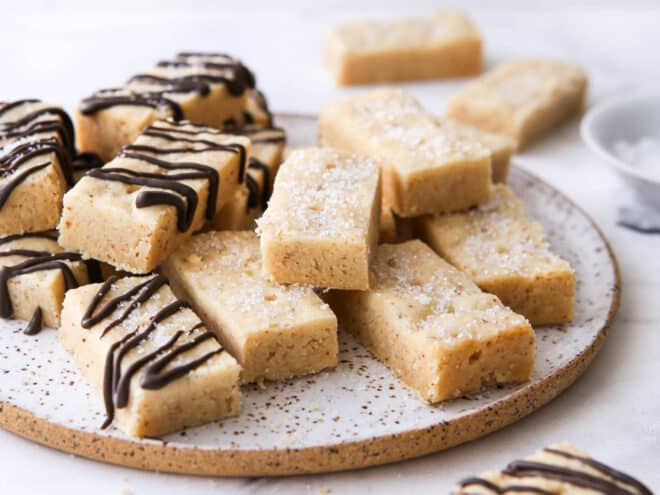 closeup of brown butter shortbread cookies on a plate