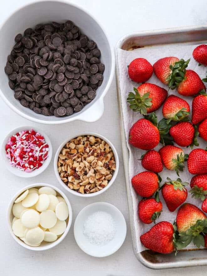 ingredients for chocolate covered strawberries